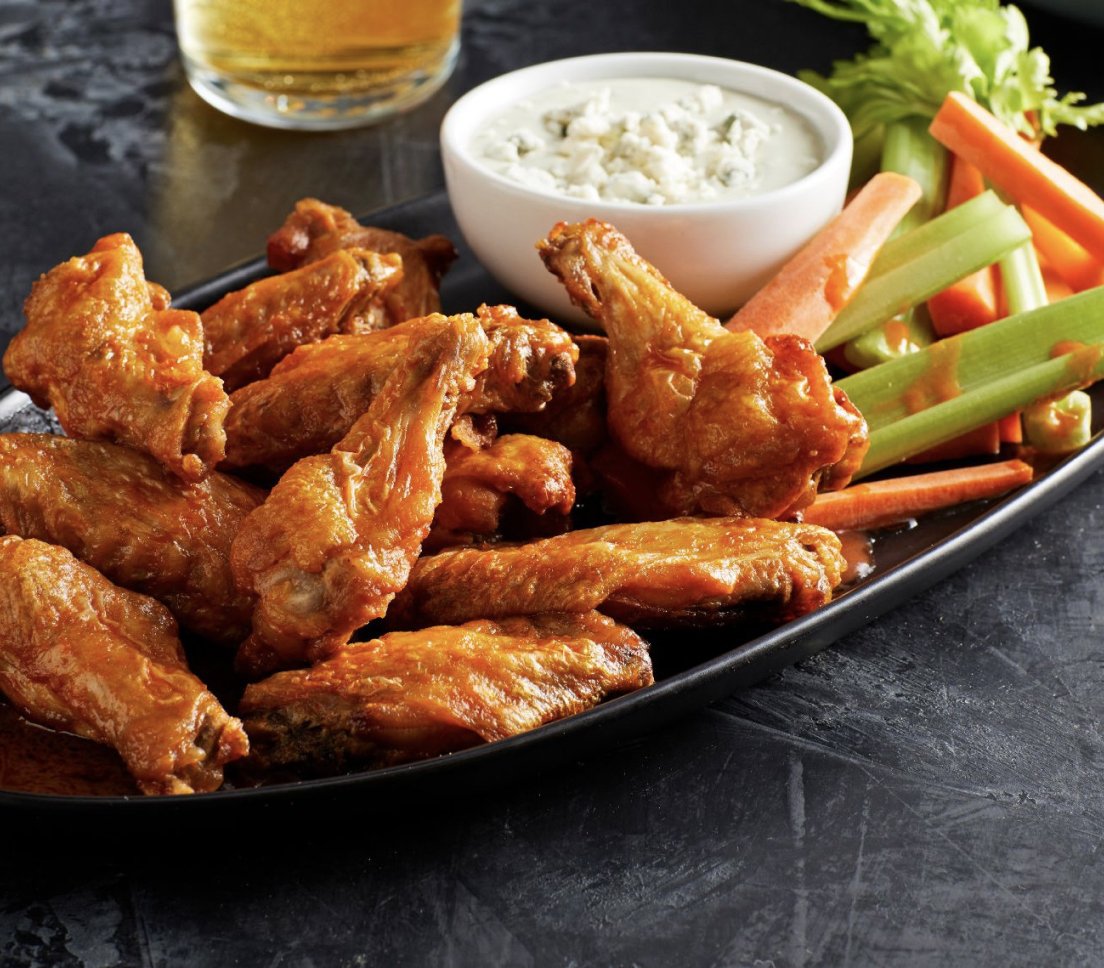 The Best Chicken Wings in Rutland Are at Our Bar & Grill